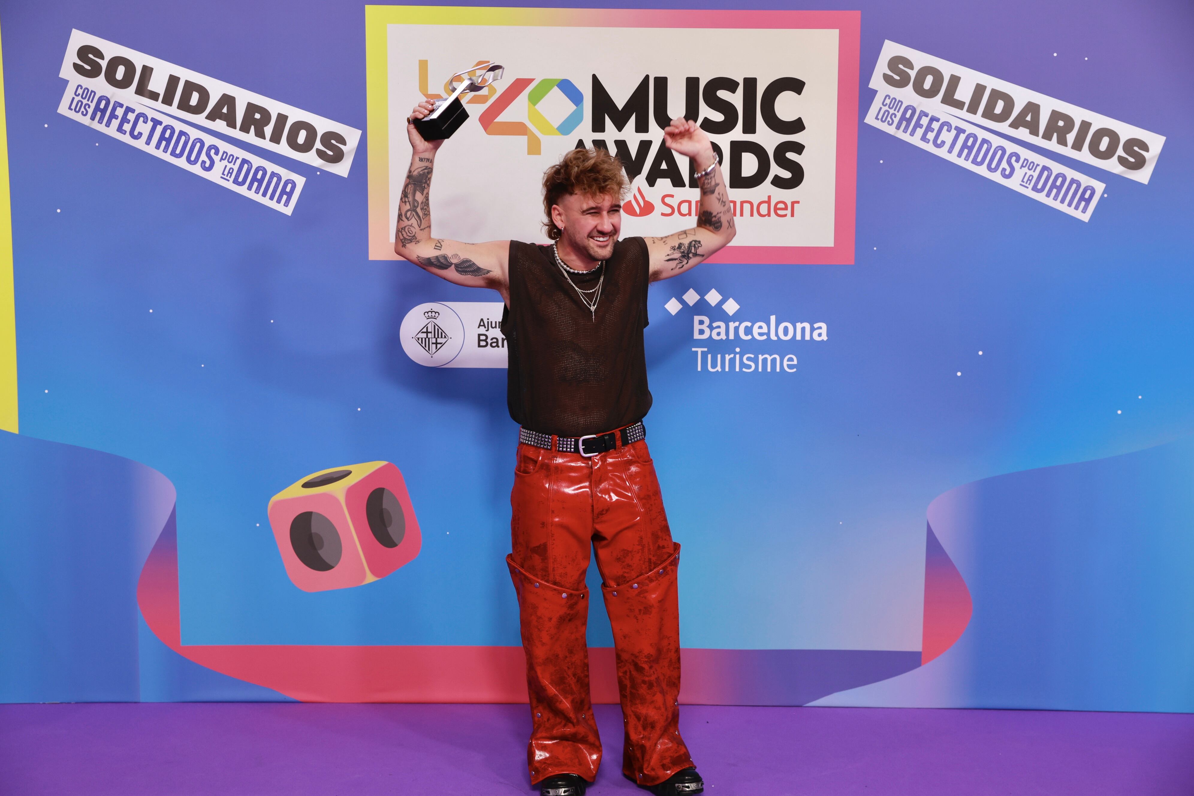 Dani Fernández, ganador de LOS40 Music Awards Santander 2024 (Mejor Artista/Grupo en Directo en Categoría España)