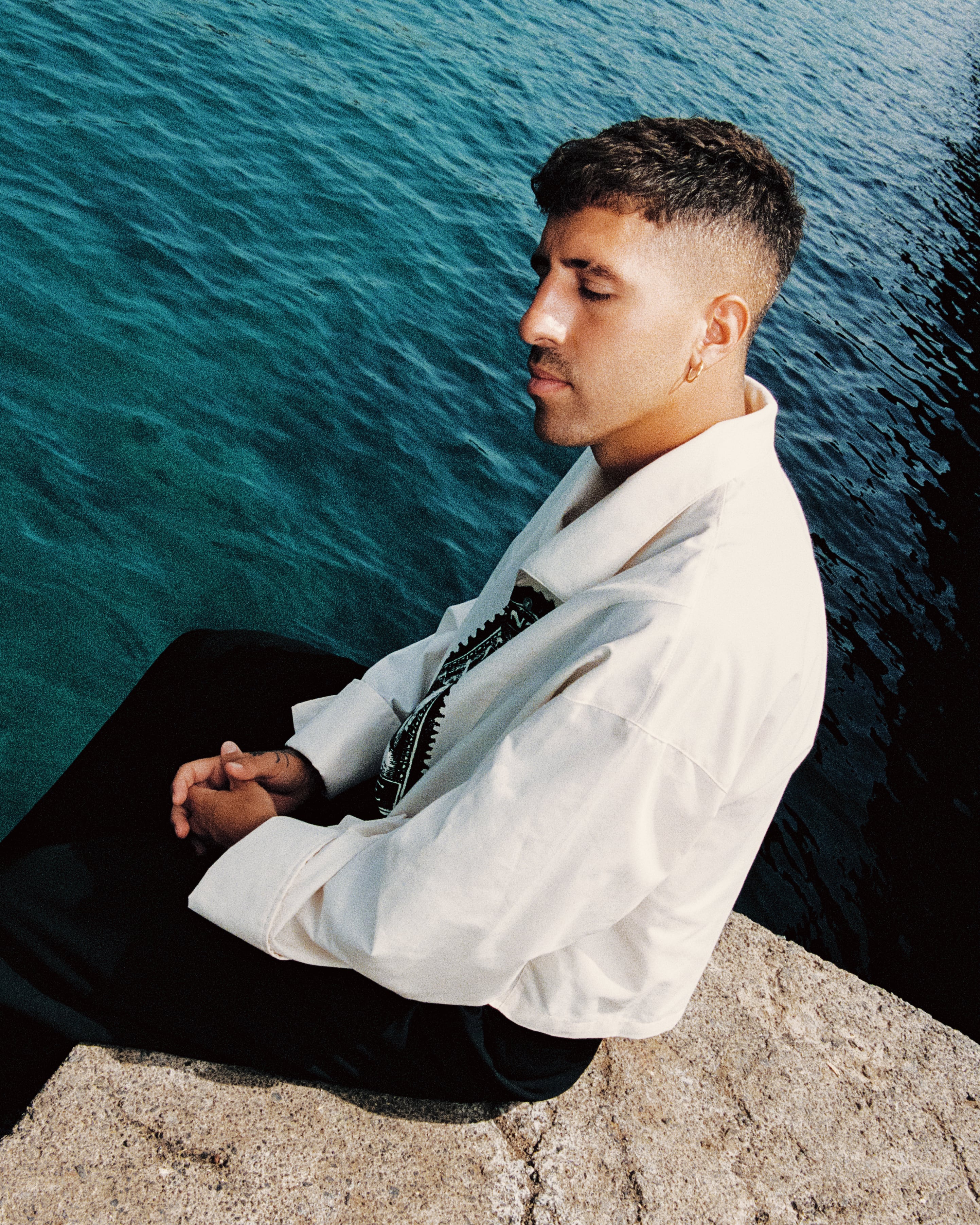 Enol estrena &#039;Cuando dormías&#039;