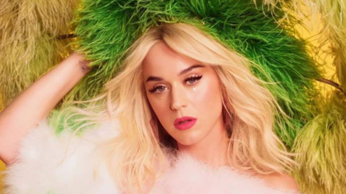 Katy Perry, ¿vigilante de la playa para su nuevo vídeo?