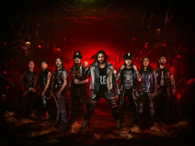 Imagen de estudio de Mago de Oz para Alicia en el Metalverso cortesía de Warner Music