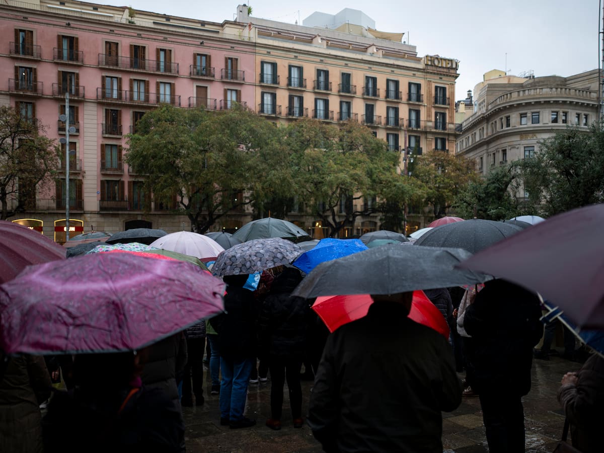 Cambio en el tiempo esta semana: llega la lluvia con avisos en 3 comunidades, según la Aemet