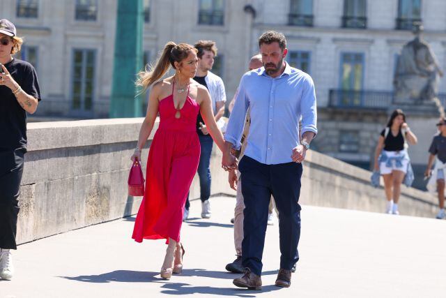 La pareja paseando en una de sus salidas por la ciudad.