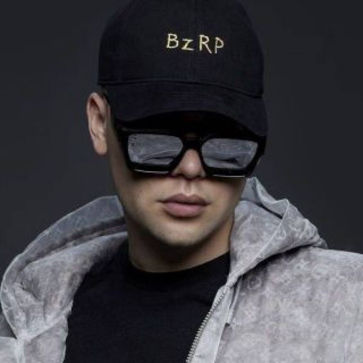 ¿Sabías que la voz que incluye Bizarrap en todas sus sesiones no dice 'Bizarrap'?