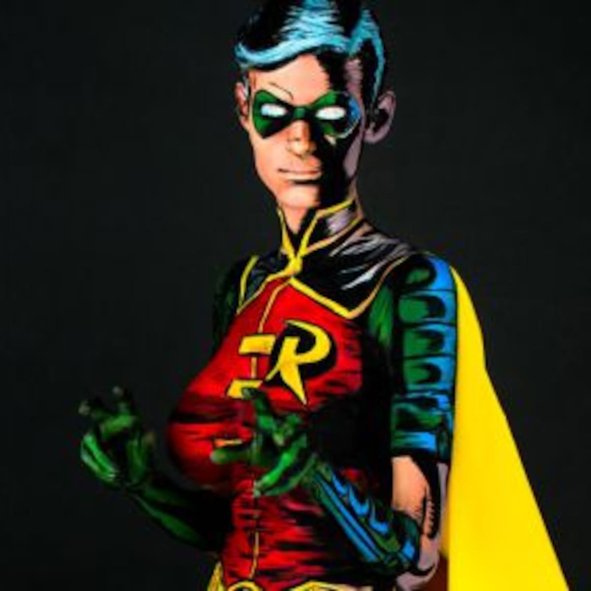 Esta chica se convierte en cualquier personaje con body painting!