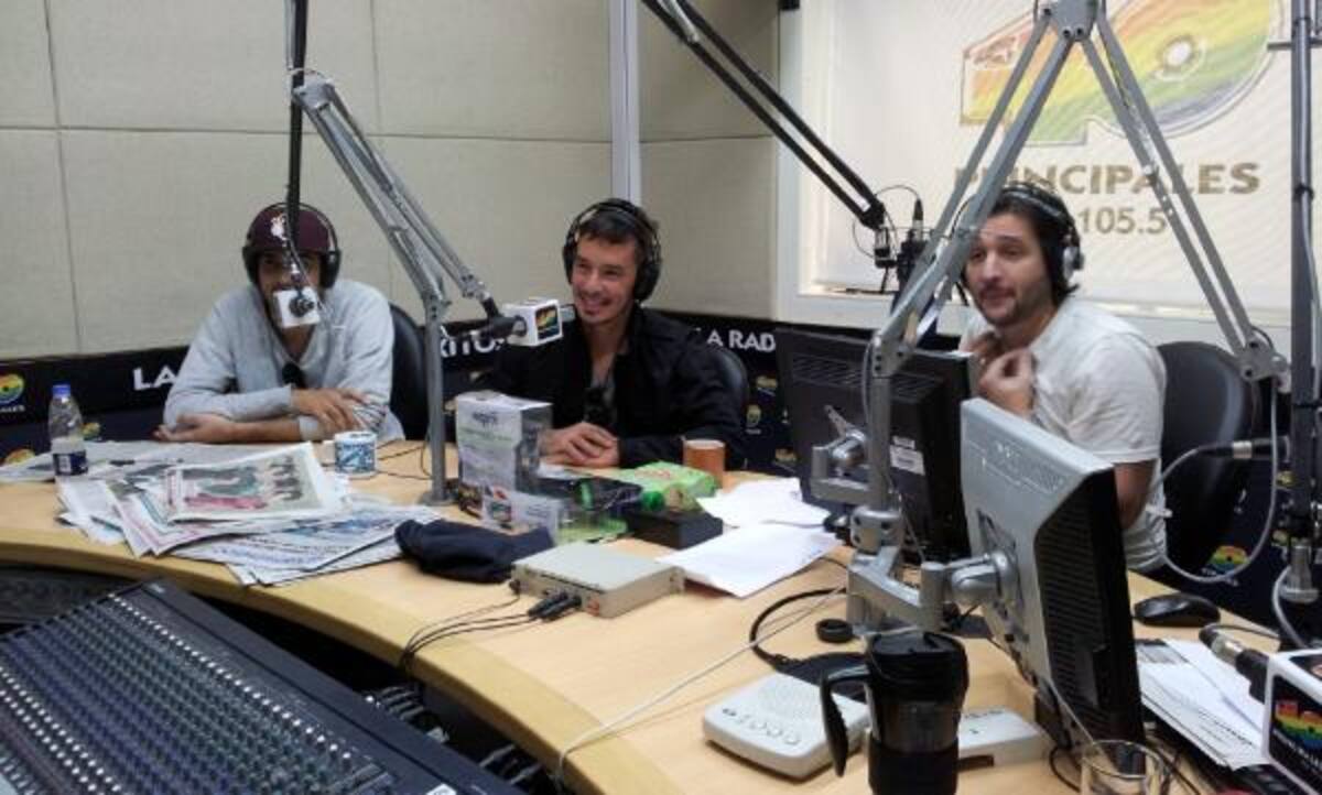 Illya Kuriaky and The Valderramas en Guatsap.