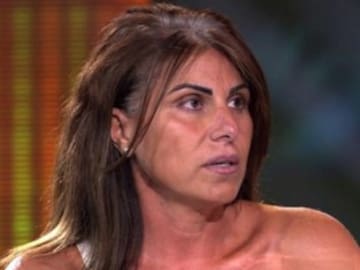 Una irreconocible Yaiza llega al plató de ‘Supervivientes: Tierra de nadie’ tras su expulsión disciplinaria