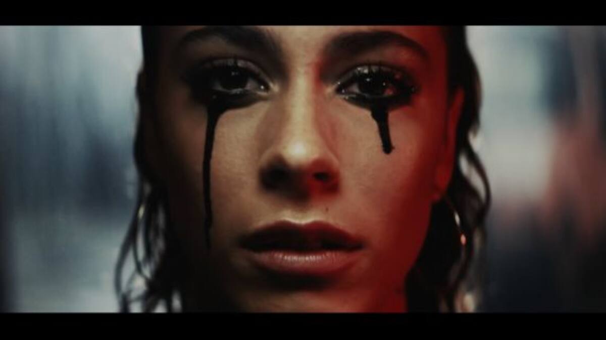 Tini Stoessel estrenó el video de "Si tu te vas"