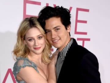 Cole Sprouse (Riverdale) se defiende de las acusaciones de abuso sexual