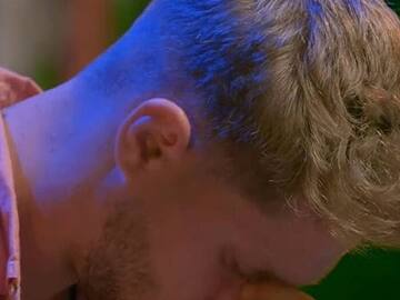 Inesperada reacción de Nico en ‘La isla de las tentaciones’ tras ver a Gal.la acostándose con Miguel ©copyright los40.com