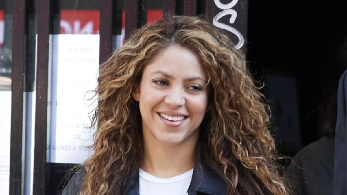 Shakira emociona a los aficionados culés (y disgusta a los madridistas)