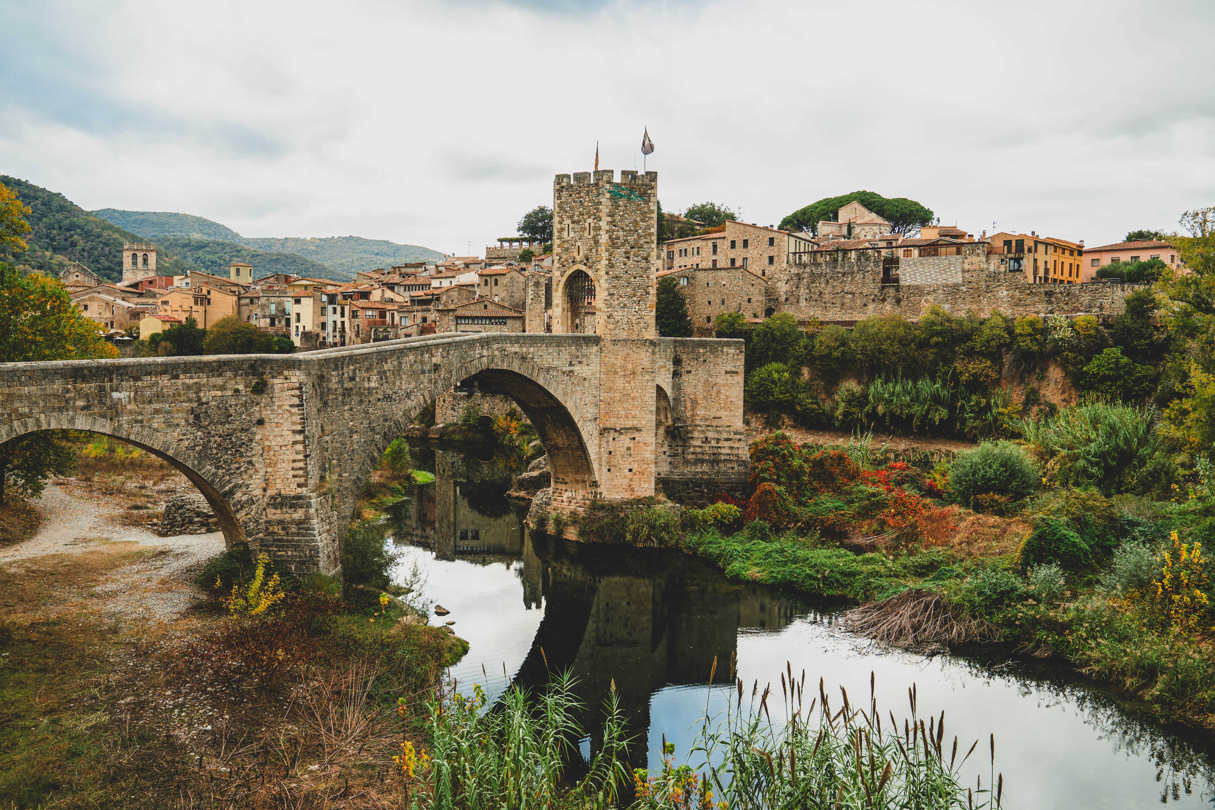 Puente Medieval (Besalú, Girona)