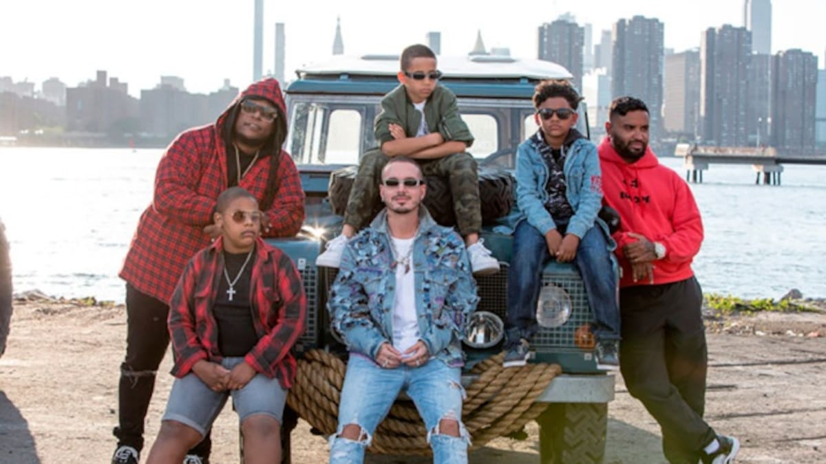 "No es Justo" JBalvin junto a Zion y Lennox