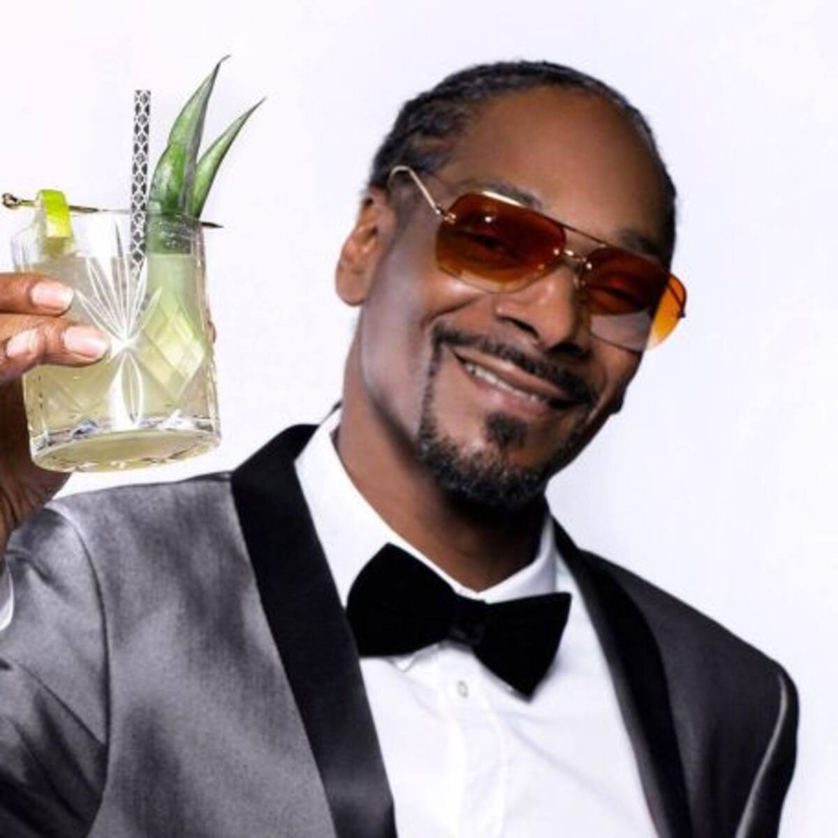 Snoop Dogg tiene un asistente únicamente para armar sus cigarrillos