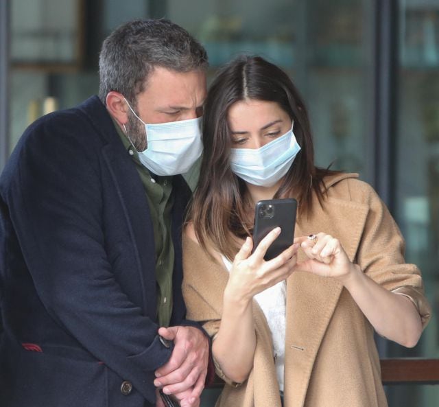 Ana de Armas y Ben Affleck.