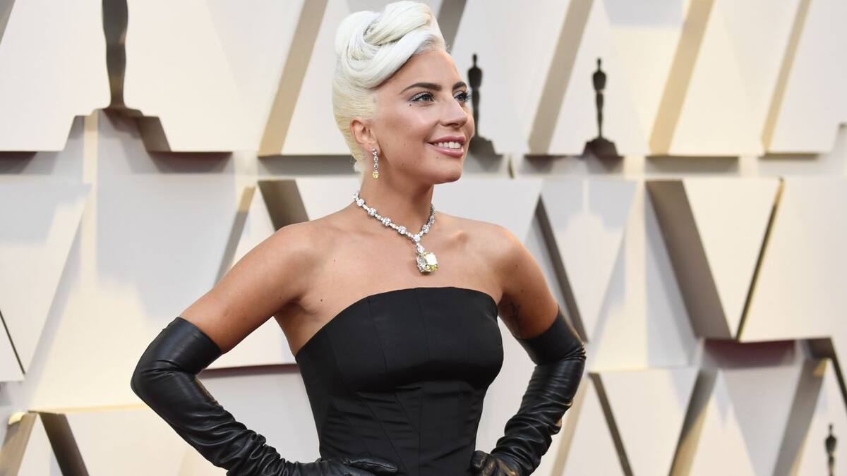 Lady Gaga y su emotivo mensaje en un gigantesco anuncio: “Estoy aquí para inspirar a la gente”