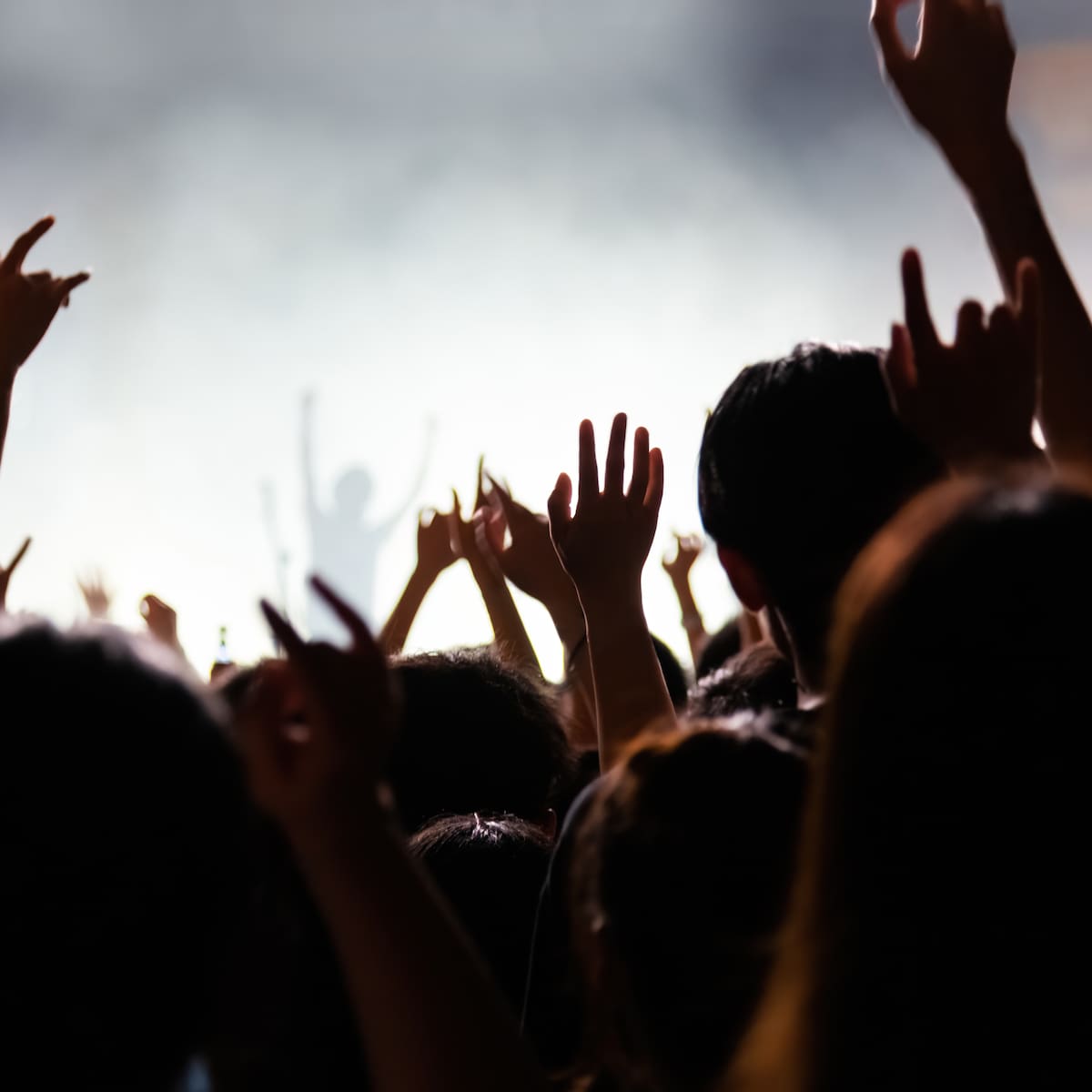 ¿Qué es shoegaze, glitch pop o aggro? Chris DeVille, periodista experto en indie, nos explica el significado de estos y otros términos de la escena