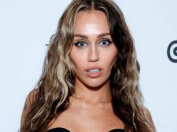 Miley Cyrus vuelve a sus raíces de Hannah Montana