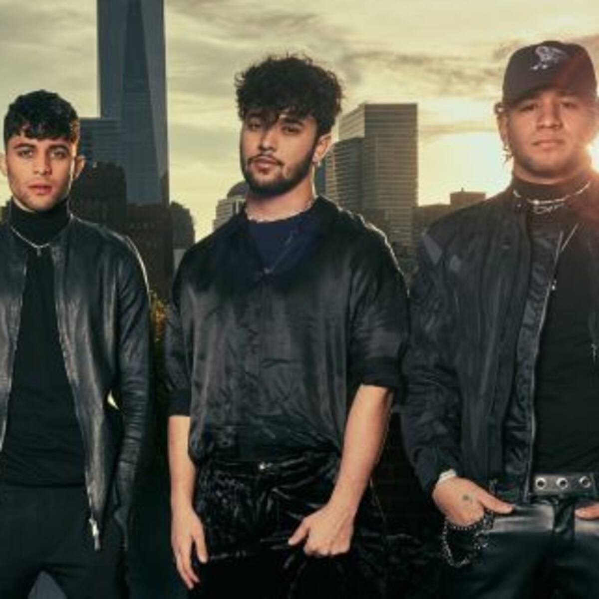 Jugamos a "Reggaetón o Poesía" con CNCO: ¿Podrán adivinar temas de Lali? ¿Y Karol G?
