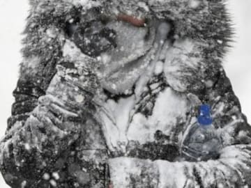 Sara Carbonero, Malú Pilar Rubio, Adara Molinero... como niñxs con la primera gran nevada del año