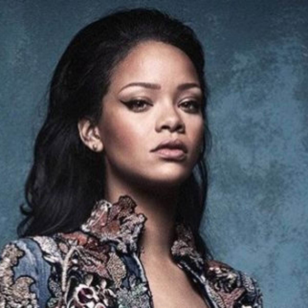 Rihanna compartió escenario con Calvin Harris en Coachella