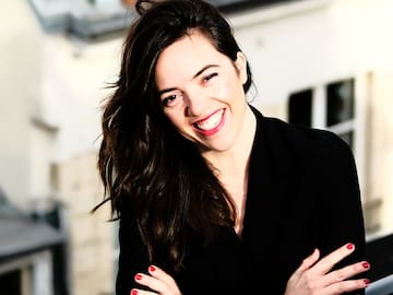 ‘Palomitas de madrugada’ de Regina Rodríguez Sirvent, suena a Bob Dylan, Coldplay o Pont Aeri: “A quien no le guste ‘Flying Free’ es que está muerto por dentro”