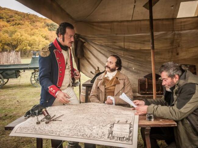 Urbizu repasando el guion de 'Libertad'