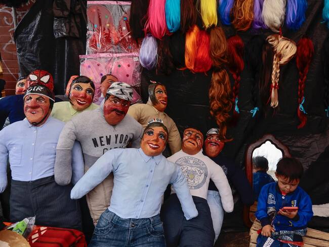 Muñecos 'Años Viejos' de Ecuador