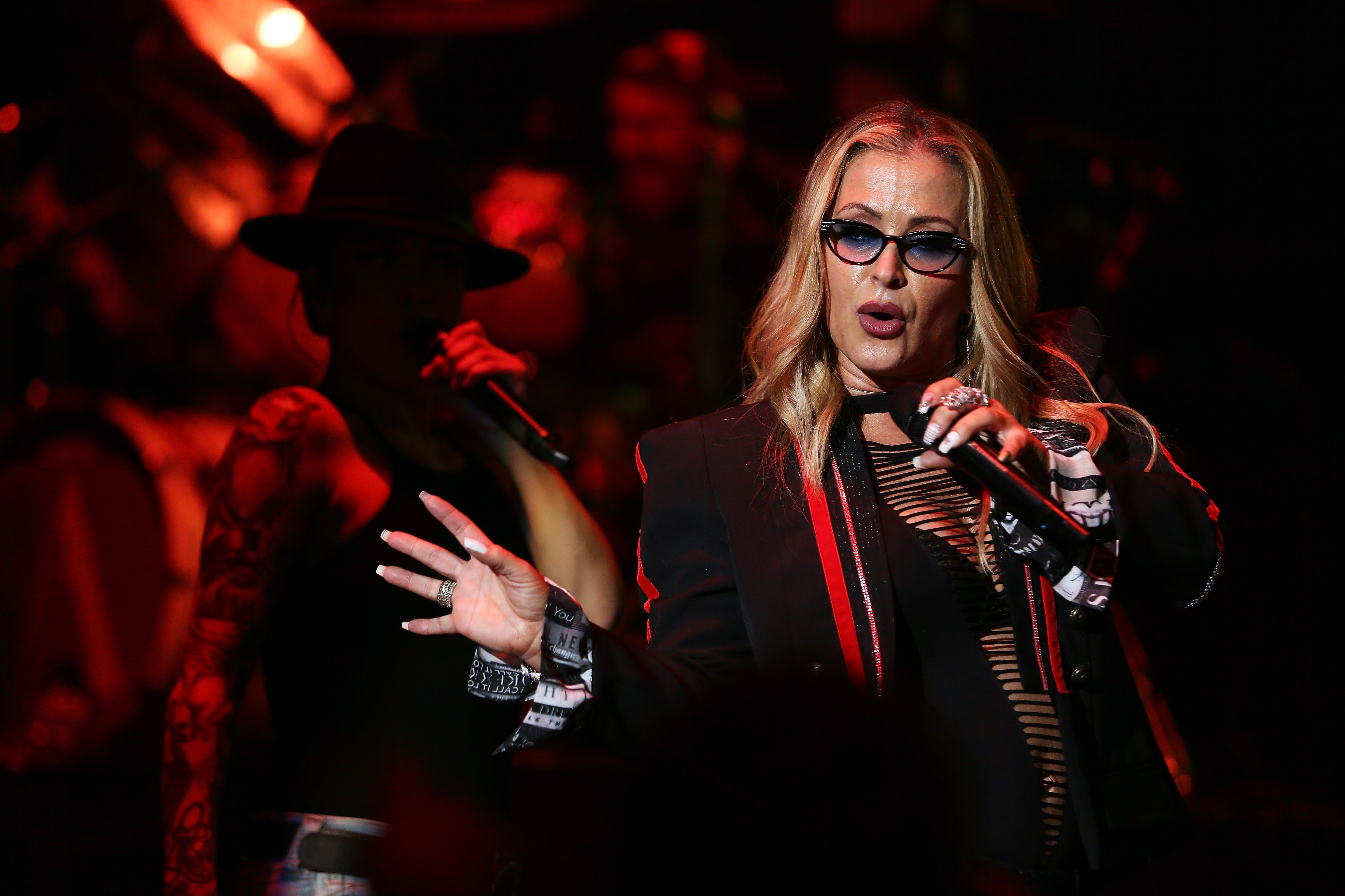 La cantante Anastacia conmemora el 25º aniversario de su primer disco 'Not That Kind' con el lanzamiento de una reedición y su correspondiente tour.