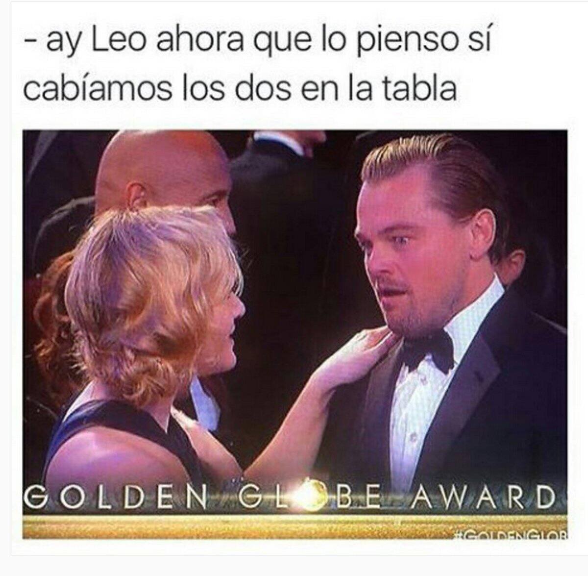 Kate Winslet le confiesa algo a Leo DiCaprio.