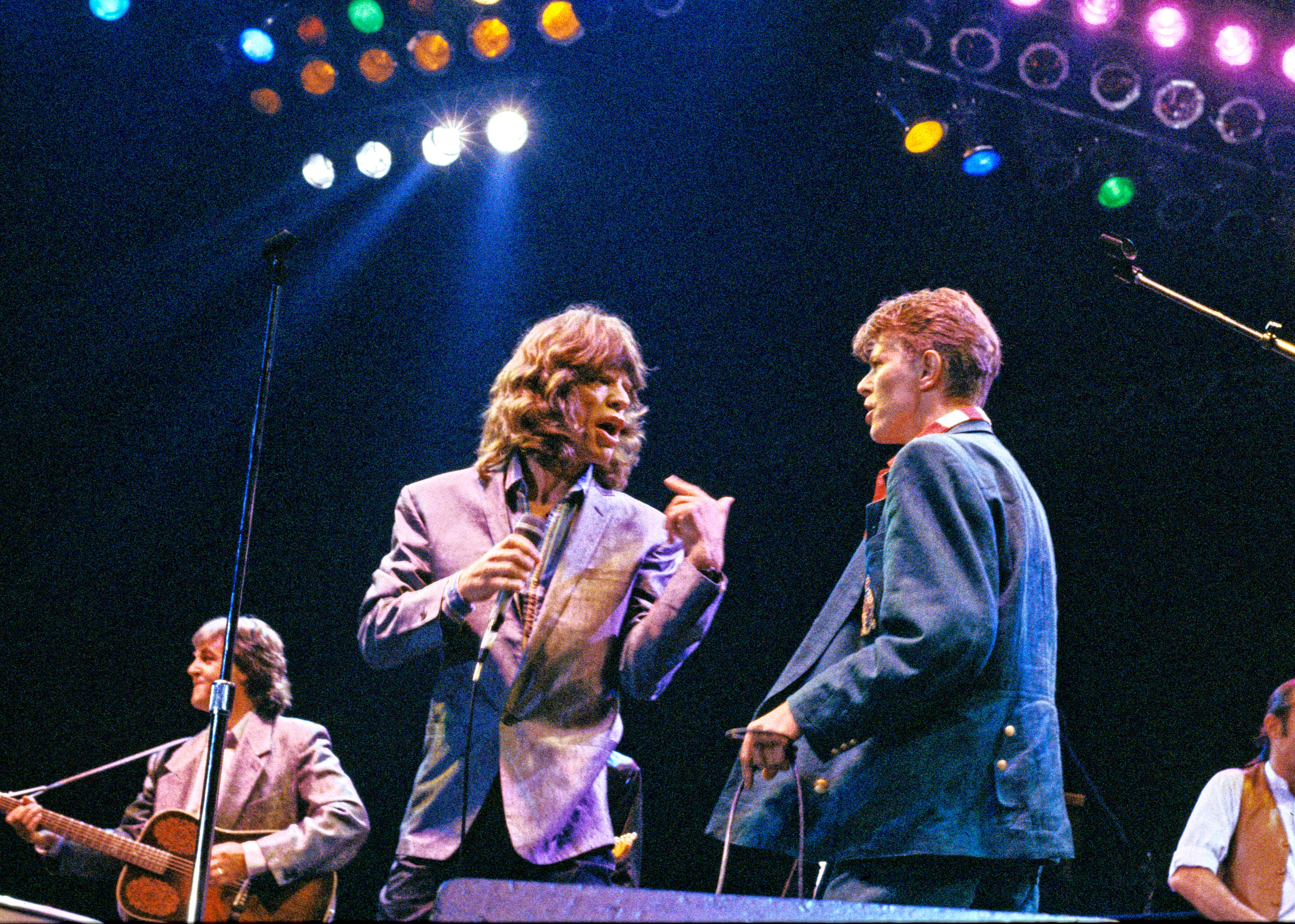 Mick Jagger y David Bowie en el concierto de The Prince's Trust en 1986