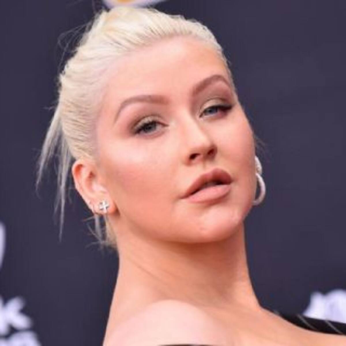 Christina Aguilera se prepara para lanzar su álbum en español