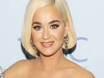 Katy Perry vuelve a presumir de figura pero Orlando Bloom rebaja su euforia con humor