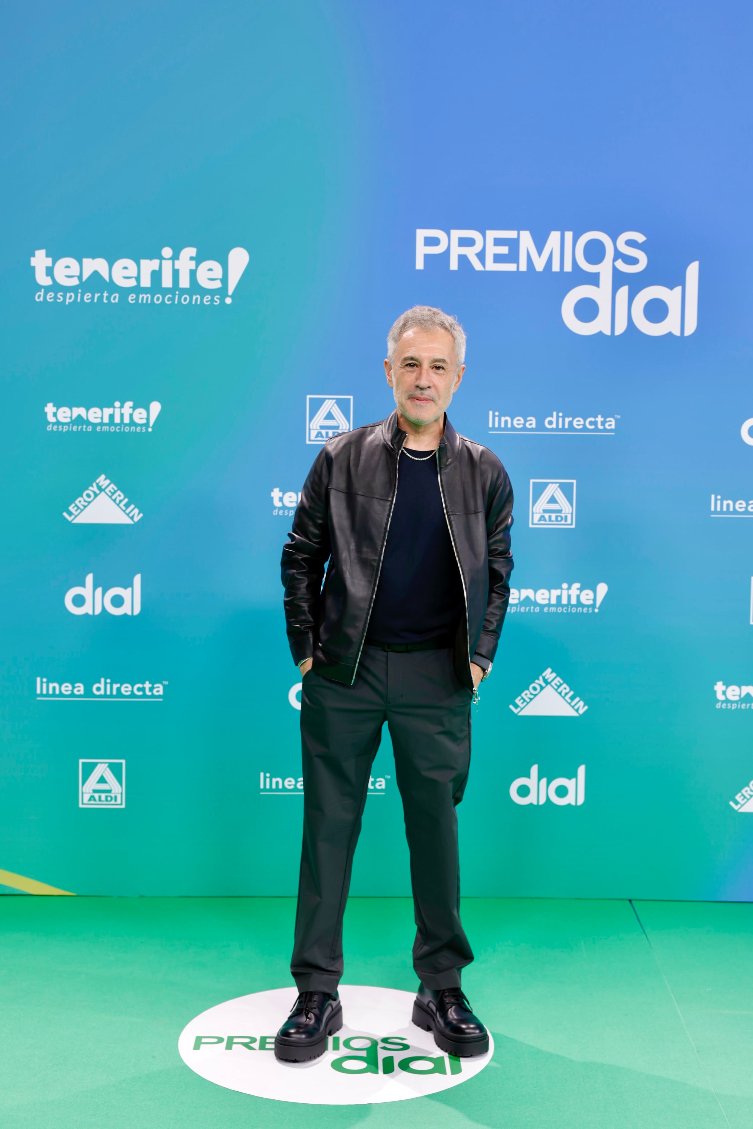 Uno de los habituales en Premios Dial es Sergio Dalma que ha estado presente en muchos de esos 30 años de historia. Hablaba en la alfombra verde del buen rollo que se genera en esta fiesta.