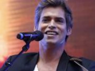 Carlos Baute: “Cuando tengo tiempo se lo dedico a la música o la familia, he dejado las redes de lado”