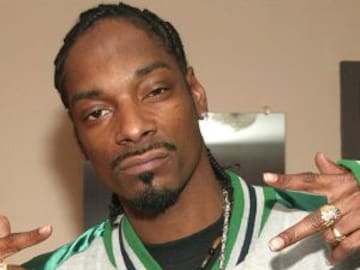Snoop Dogg tiene asistente únicamente para armar sus cigarrillos
