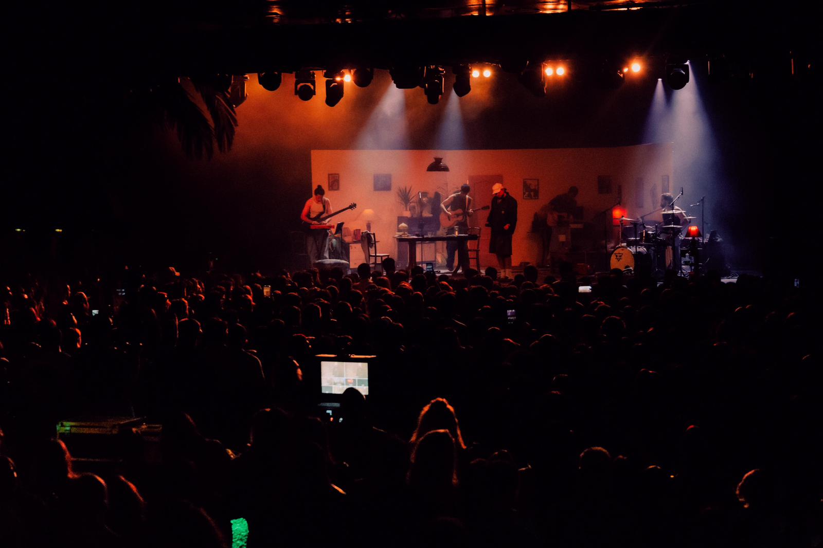 El escenario del show de marquitos en su concierto en Madrid el 8 de abril. / Miki Picó / @mikephyton