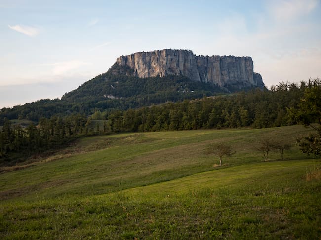 El 'inselberg' de Bismantova, en los Apeninos italianos.