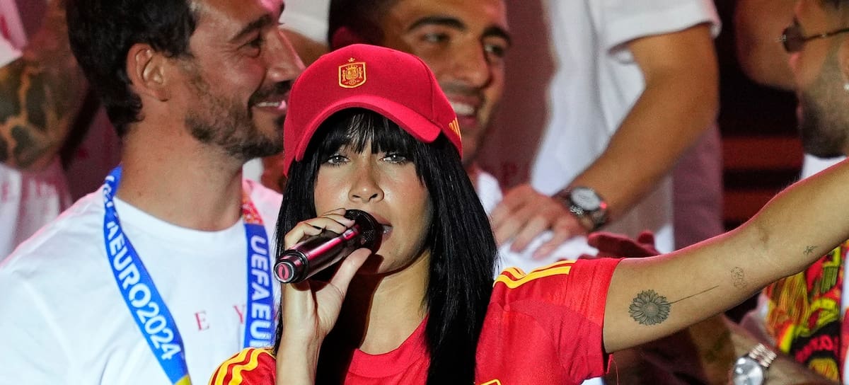 Aitana en la Celebración de la Eurocopa