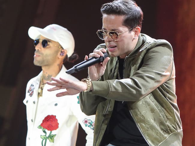 Arcángel y De La Ghetto en Premios Juventud 2017