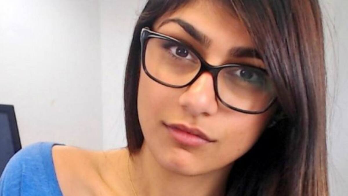 Mia Khalifa demostró sus habilidades con la garganta en un nuevo video