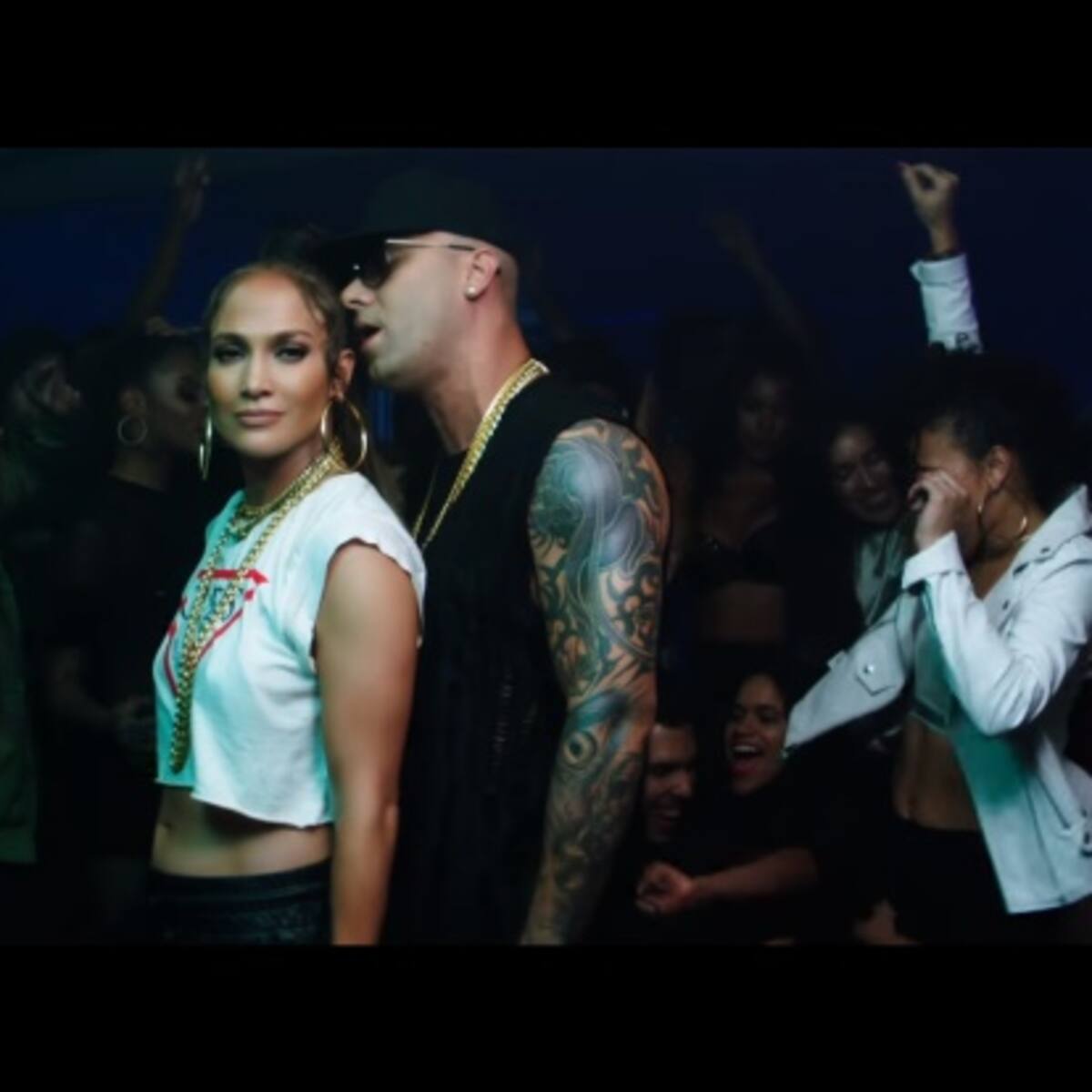 Jennifer Lopez - Amor, Amor, Amor ft. Wisin