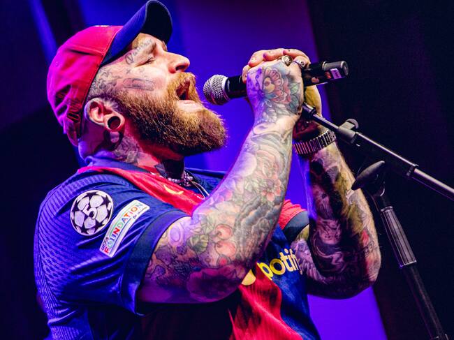 El show arrancó con The Door una de sus canciones más populares, que fue recibida como un regalo por el público