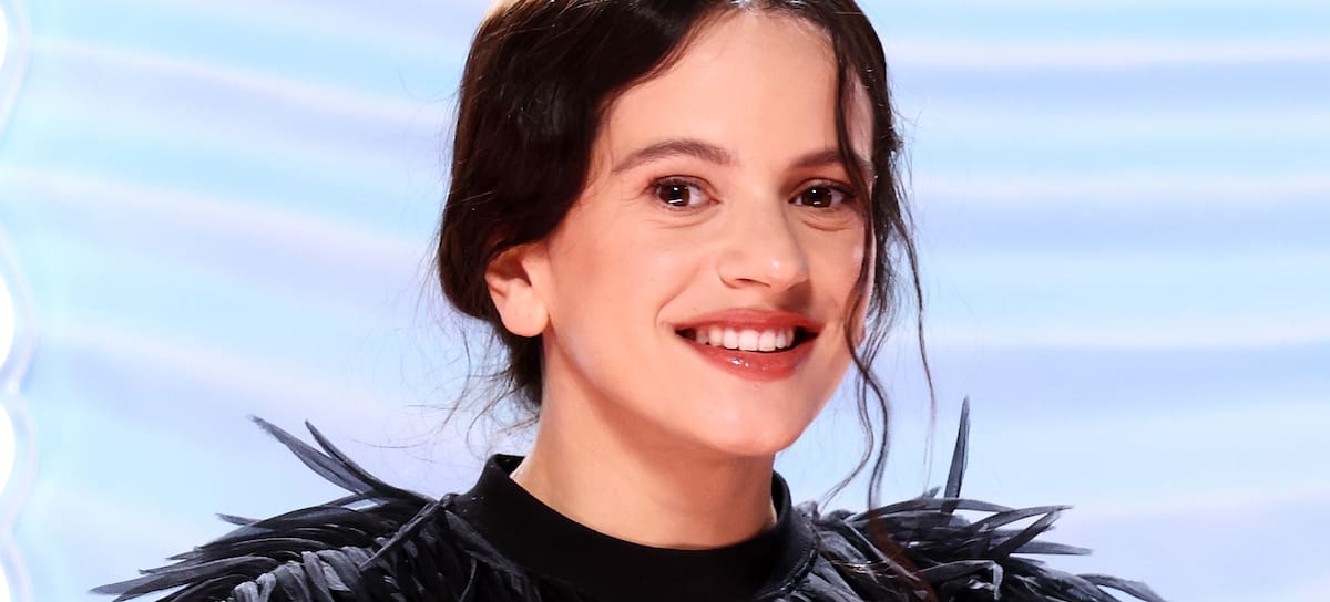 Rosalia, en el preshow de Los40 Music Awards Santander 2025.
