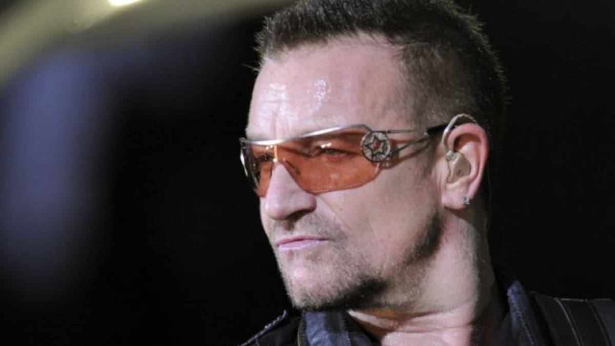 Bono podría no volver a tocar la guitarra tras su accidente en una bicicleta