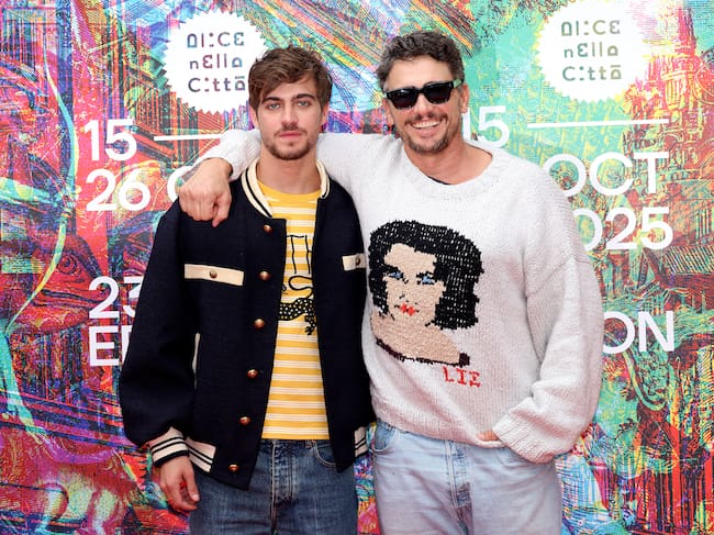 Lorenzo Zurzolo y James Franco en la presentación de"Squali"