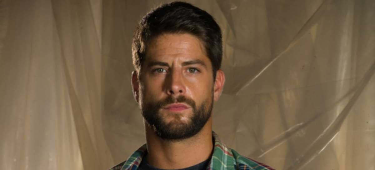 Luis Fernández como Salva Morales en 'Mar de plástico' / Atresmedia
