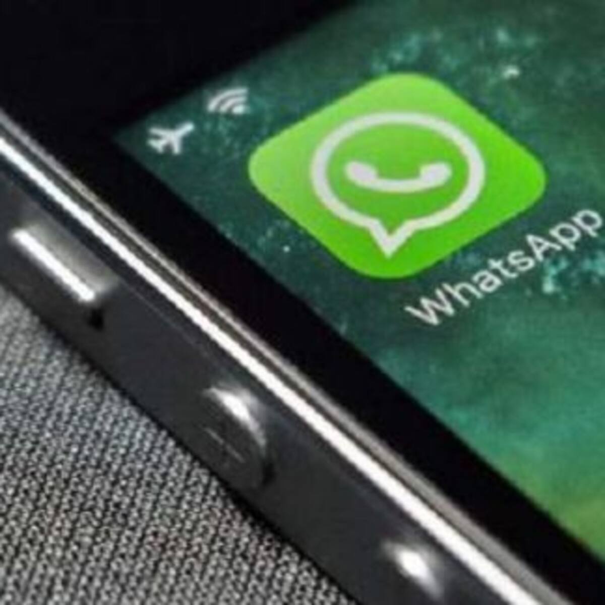 WhatsApp de colores: ¿Cómo evitar caer en la trampa?