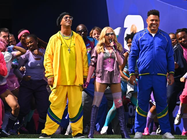 Ronaldinho, Madonna y Ronaldo en la final del Mundial 2026.