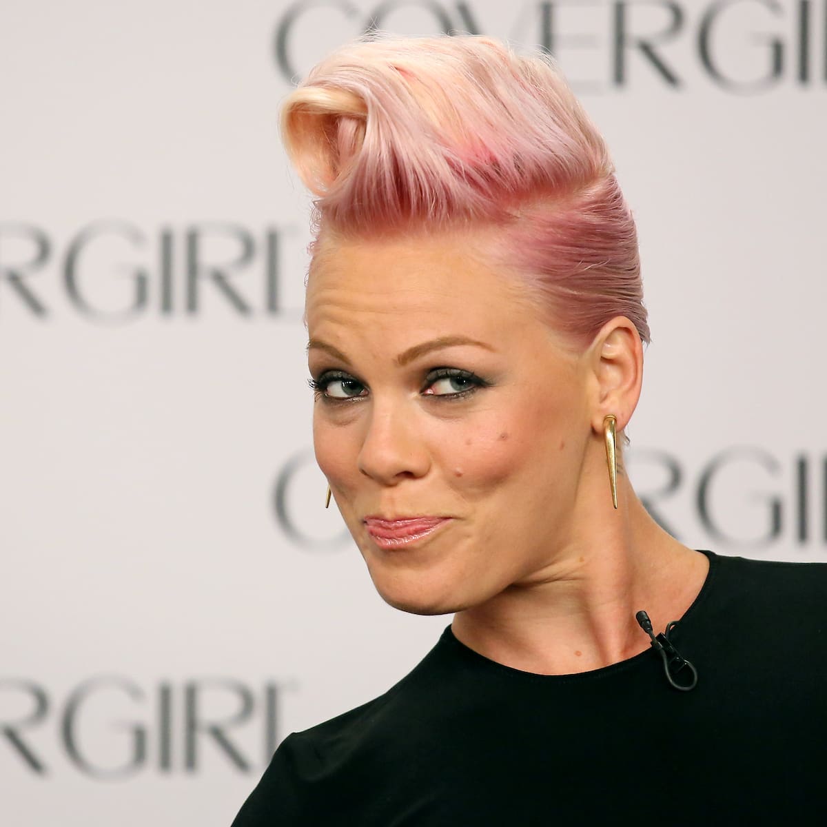 ¿Por qué Pink no apoya a Palestina? "Si quieren pintarte como la villana, posa" responde la cantante