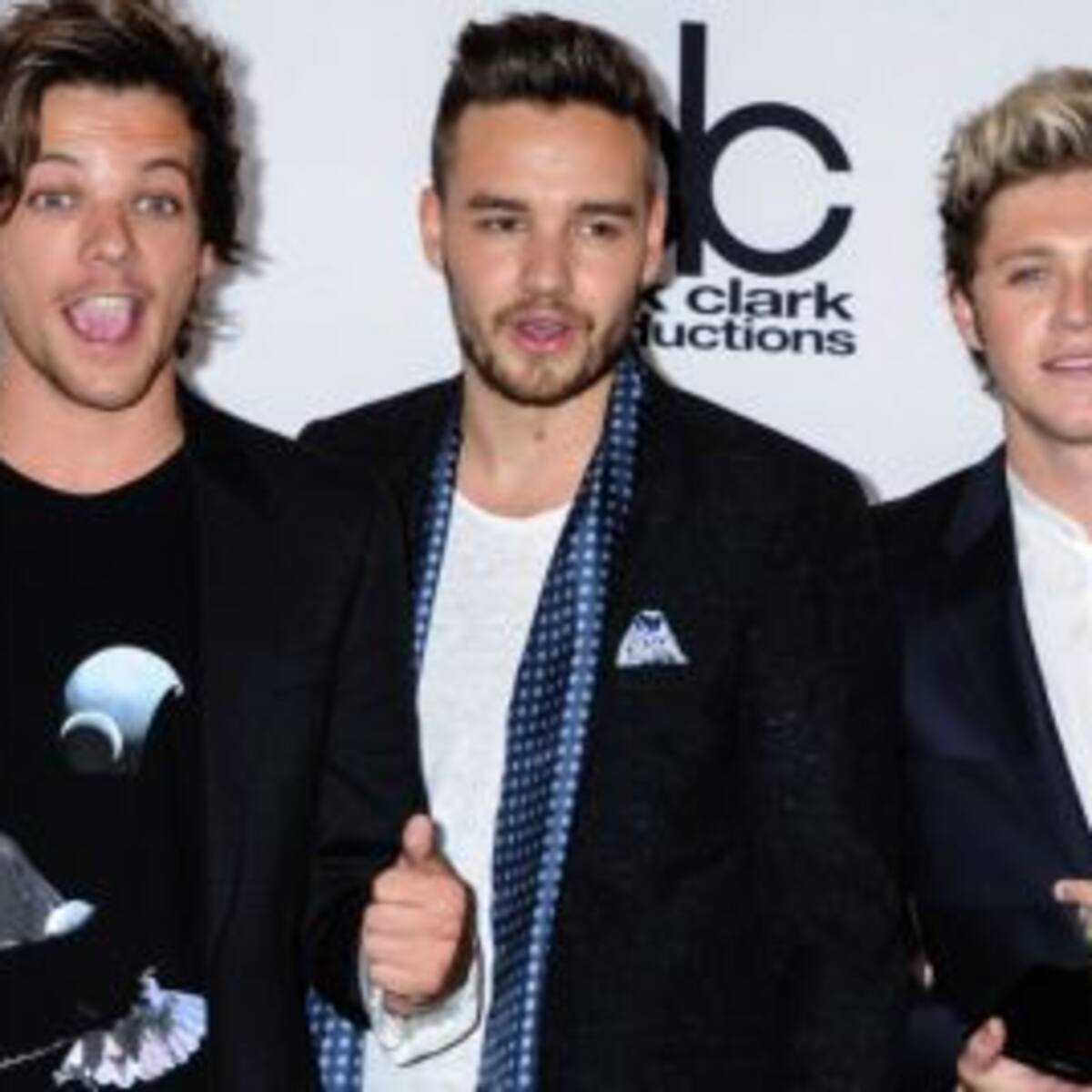Harry y Niall se pusieron toquetones en los Premios Billboard